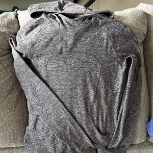 Lululemon long sleeved hoodie